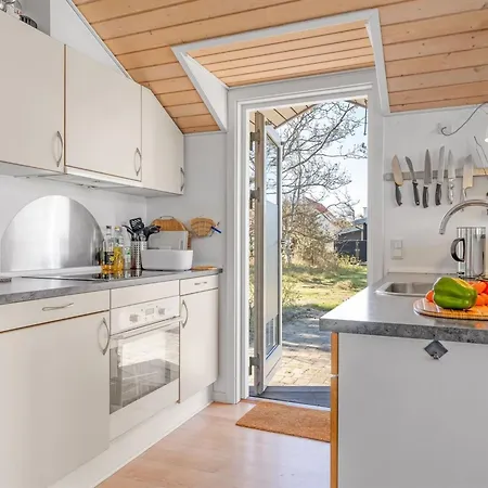 בית נופש Tishon - 100m From The Sea By Interhome