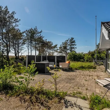 Tishon - 100m From The Sea By Interhome * Laeso